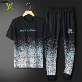 Picture of LV Shirt Pant Suits _SKULVM-4XL12yn14523430